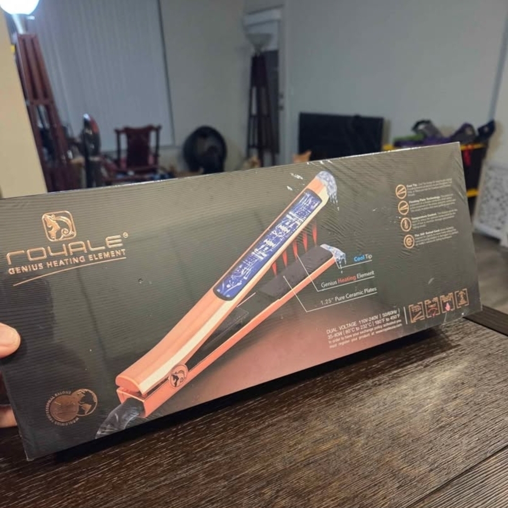 NWB - Diamond Collection Hair Straightner - Picture 4 of 6
